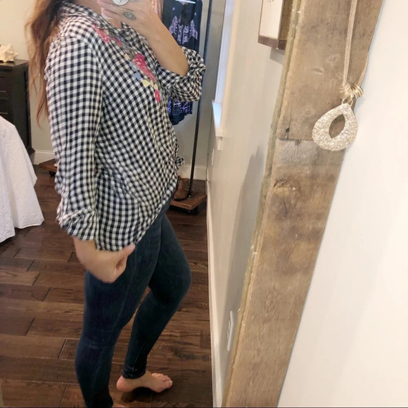 COMO VINTAGE large gingham floral flannel top - Picture 5 of 13